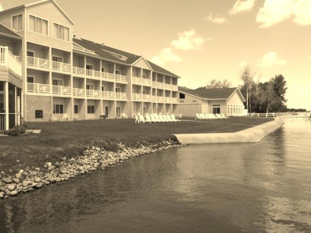 Lakeside Resort & Conference Center Houghton Lake Exterior photo