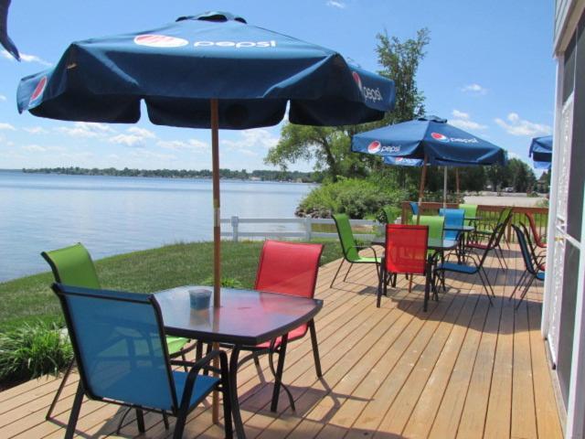 Lakeside Resort & Conference Center Houghton Lake Exterior photo